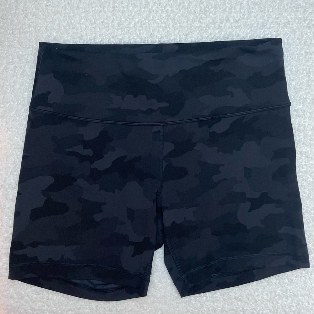 Like New Lululemon Align Shorts. Size 14.
